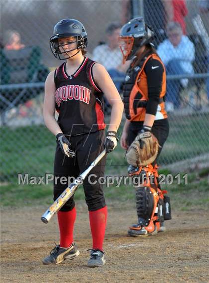 Thumbnail 1 in DuQuoin vs Mt. Vernon (Jefferson County Invitational) photogallery.