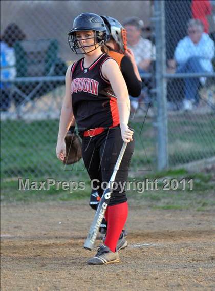 Thumbnail 3 in DuQuoin vs Mt. Vernon (Jefferson County Invitational) photogallery.