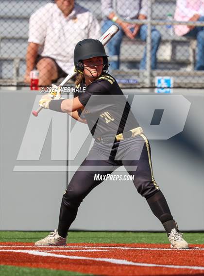 Thumbnail 3 in Mantachie vs New Hope (Oxford Classic) photogallery.