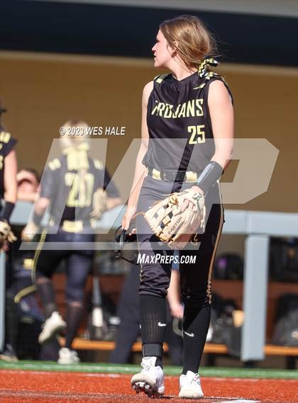 Thumbnail 1 in Mantachie vs New Hope (Oxford Classic) photogallery.