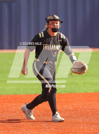 Thumbnail 1 in Mantachie vs New Hope (Oxford Classic) photogallery.