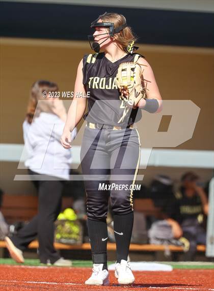 Thumbnail 1 in Mantachie vs New Hope (Oxford Classic) photogallery.