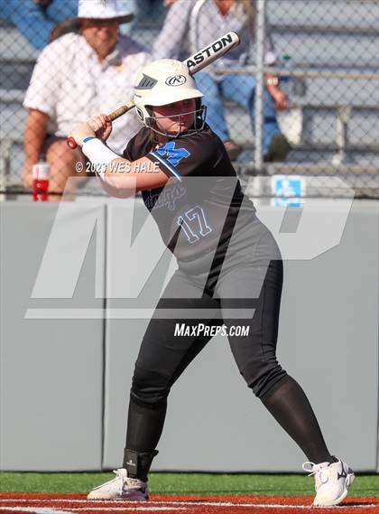 Thumbnail 1 in Mantachie vs New Hope (Oxford Classic) photogallery.