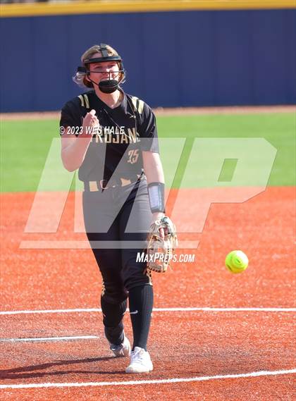 Thumbnail 1 in Mantachie vs New Hope (Oxford Classic) photogallery.