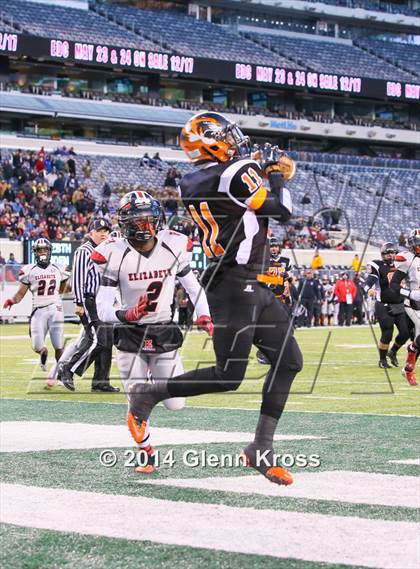 Thumbnail 1 in Elizabeth vs. Linden (NJSIAA North 2 Group 4 Final) photogallery.
