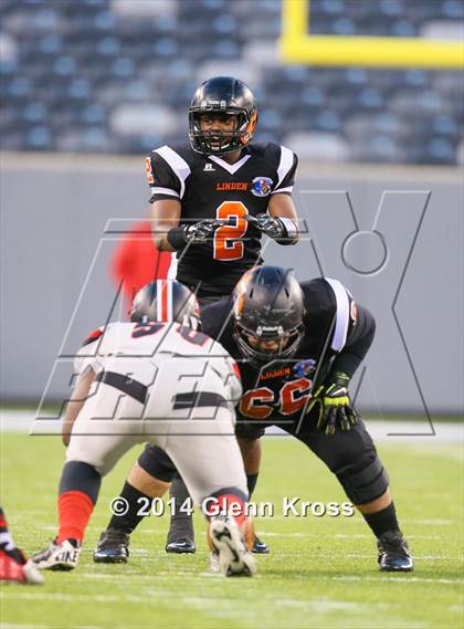 Thumbnail 1 in Elizabeth vs. Linden (NJSIAA North 2 Group 4 Final) photogallery.