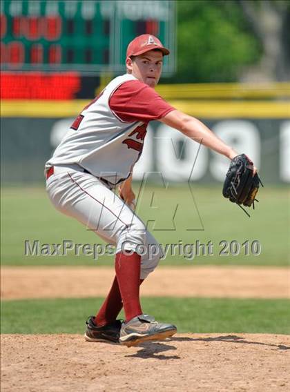 Thumbnail 2 in Antioch vs. Grayslake Central (Illinois 3A Regional Final) photogallery.
