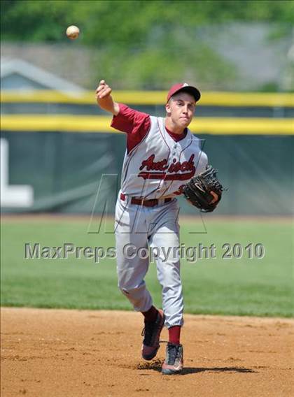 Thumbnail 2 in Antioch vs. Grayslake Central (Illinois 3A Regional Final) photogallery.