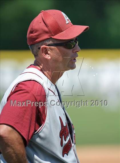 Thumbnail 2 in Antioch vs. Grayslake Central (Illinois 3A Regional Final) photogallery.