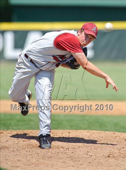 Thumbnail 3 in Antioch vs. Grayslake Central (Illinois 3A Regional Final) photogallery.