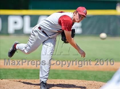 Thumbnail 3 in Antioch vs. Grayslake Central (Illinois 3A Regional Final) photogallery.