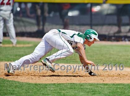 Thumbnail 3 in Antioch vs. Grayslake Central (Illinois 3A Regional Final) photogallery.