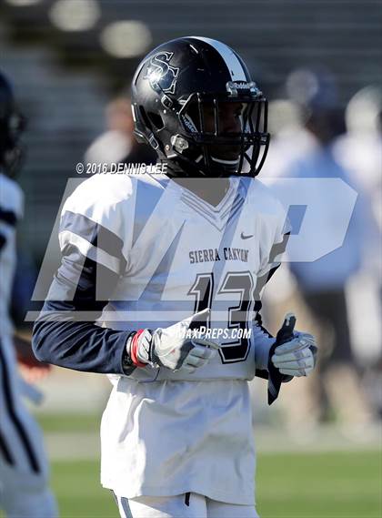 Thumbnail 2 in Serra vs. Sierra Canyon (CIF State Division 2A Final) photogallery.