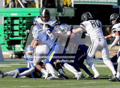 Thumbnail 3 in Serra vs. Sierra Canyon (CIF State Division 2A Final) photogallery.