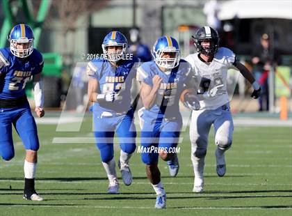 Thumbnail 3 in Serra vs. Sierra Canyon (CIF State Division 2A Final) photogallery.