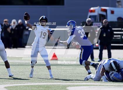 Thumbnail 1 in Serra vs. Sierra Canyon (CIF State Division 2A Final) photogallery.