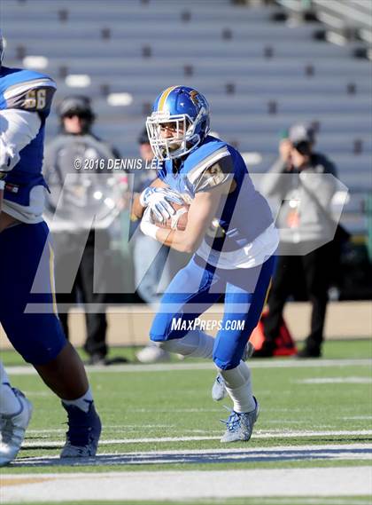 Thumbnail 3 in Serra vs. Sierra Canyon (CIF State Division 2A Final) photogallery.
