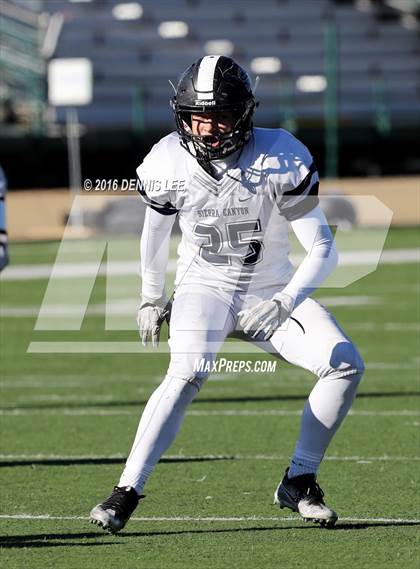 Thumbnail 1 in Serra vs. Sierra Canyon (CIF State Division 2A Final) photogallery.