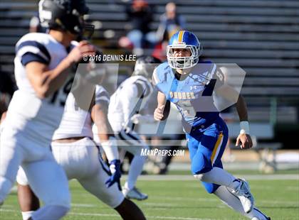 Thumbnail 1 in Serra vs. Sierra Canyon (CIF State Division 2A Final) photogallery.