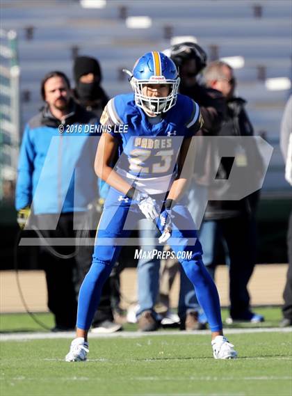 Thumbnail 3 in Serra vs. Sierra Canyon (CIF State Division 2A Final) photogallery.