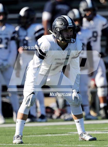 Thumbnail 3 in Serra vs. Sierra Canyon (CIF State Division 2A Final) photogallery.