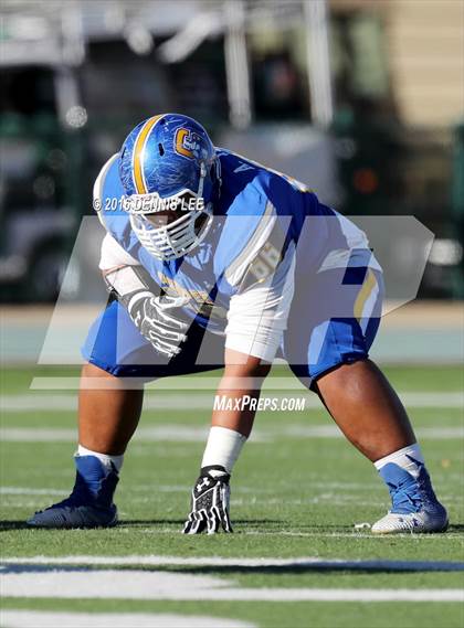 Thumbnail 3 in Serra vs. Sierra Canyon (CIF State Division 2A Final) photogallery.