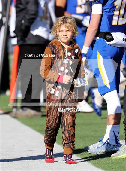 Thumbnail 1 in Serra vs. Sierra Canyon (CIF State Division 2A Final) photogallery.