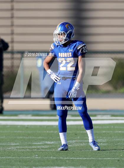 Thumbnail 2 in Serra vs. Sierra Canyon (CIF State Division 2A Final) photogallery.