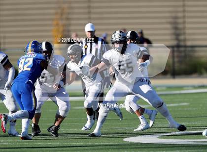 Thumbnail 1 in Serra vs. Sierra Canyon (CIF State Division 2A Final) photogallery.