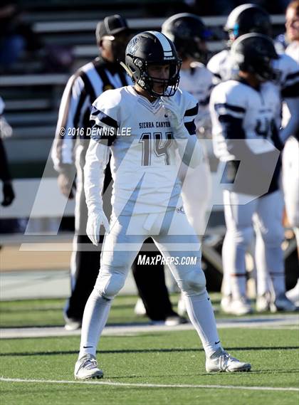 Thumbnail 2 in Serra vs. Sierra Canyon (CIF State Division 2A Final) photogallery.