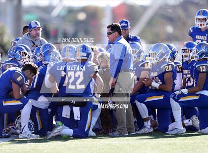 Thumbnail 2 in Serra vs. Sierra Canyon (CIF State Division 2A Final) photogallery.