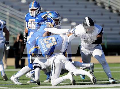 Thumbnail 2 in Serra vs. Sierra Canyon (CIF State Division 2A Final) photogallery.