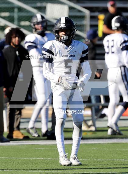 Thumbnail 1 in Serra vs. Sierra Canyon (CIF State Division 2A Final) photogallery.