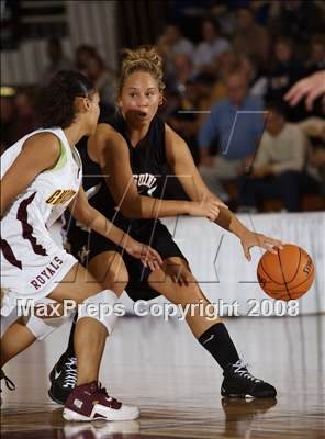 Thumbnail 2 in Christ the King vs Ursuline Academy (Spalding Hoophall Classic) photogallery.