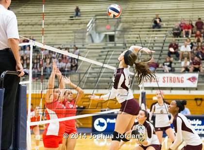 Thumbnail 2 in Marshall @ Taft photogallery.