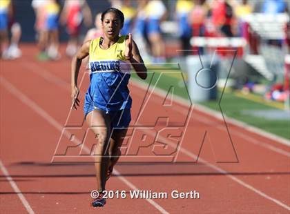 Thumbnail 1 in Santa Clara vs Saratoga (Dual Track Meet) photogallery.