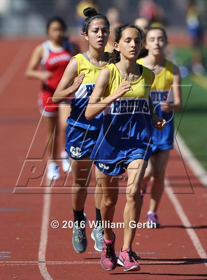 Thumbnail 3 in Santa Clara vs Saratoga (Dual Track Meet) photogallery.