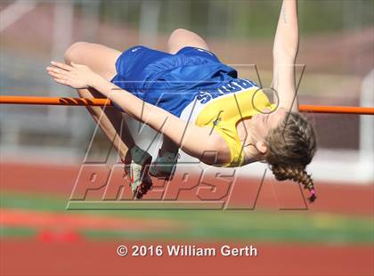 Thumbnail 2 in Santa Clara vs Saratoga (Dual Track Meet) photogallery.