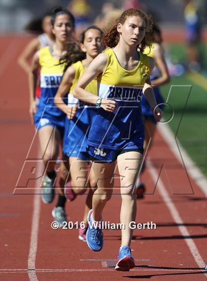 Thumbnail 2 in Santa Clara vs Saratoga (Dual Track Meet) photogallery.