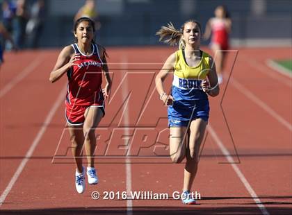 Thumbnail 3 in Santa Clara vs Saratoga (Dual Track Meet) photogallery.