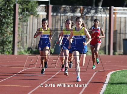 Thumbnail 3 in Santa Clara vs Saratoga (Dual Track Meet) photogallery.