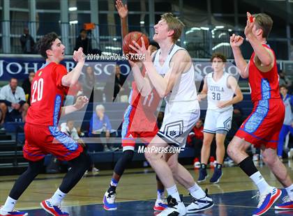 Thumbnail 2 in Loyola vs. Los Alamitos (St. John Bosco-Gahr Classic) photogallery.