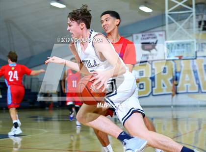 Thumbnail 2 in Loyola vs. Los Alamitos (St. John Bosco-Gahr Classic) photogallery.