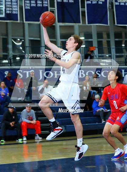Thumbnail 1 in Loyola vs. Los Alamitos (St. John Bosco-Gahr Classic) photogallery.