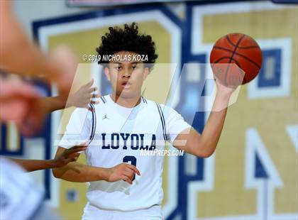 Thumbnail 1 in Loyola vs. Los Alamitos (St. John Bosco-Gahr Classic) photogallery.