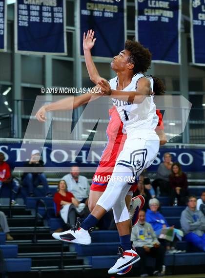 Thumbnail 1 in Loyola vs. Los Alamitos (St. John Bosco-Gahr Classic) photogallery.