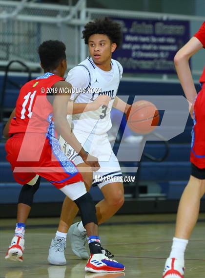 Thumbnail 1 in Loyola vs. Los Alamitos (St. John Bosco-Gahr Classic) photogallery.