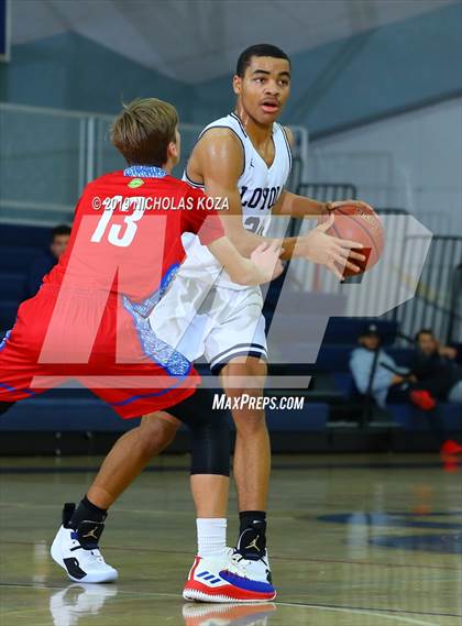 Thumbnail 1 in Loyola vs. Los Alamitos (St. John Bosco-Gahr Classic) photogallery.