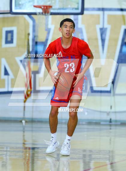 Thumbnail 3 in Loyola vs. Los Alamitos (St. John Bosco-Gahr Classic) photogallery.