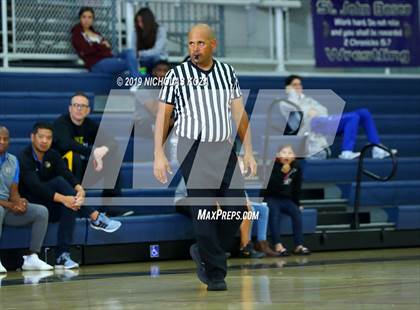 Thumbnail 2 in Loyola vs. Los Alamitos (St. John Bosco-Gahr Classic) photogallery.
